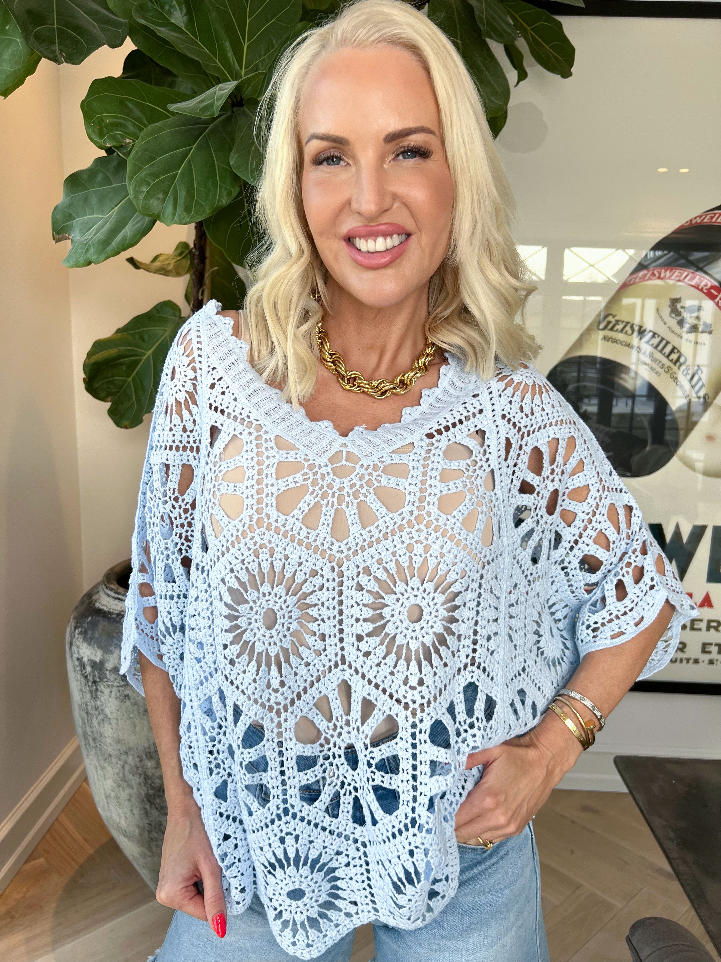 Laverna - Hæklet tunika i bomuld med fint hulmønster